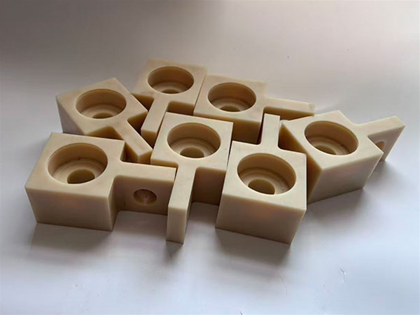尼龙加工件