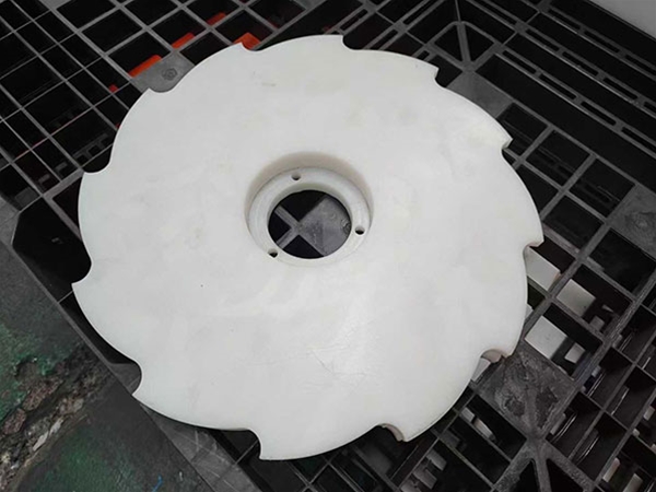 Ultra high molecular weight polyethylene wheel