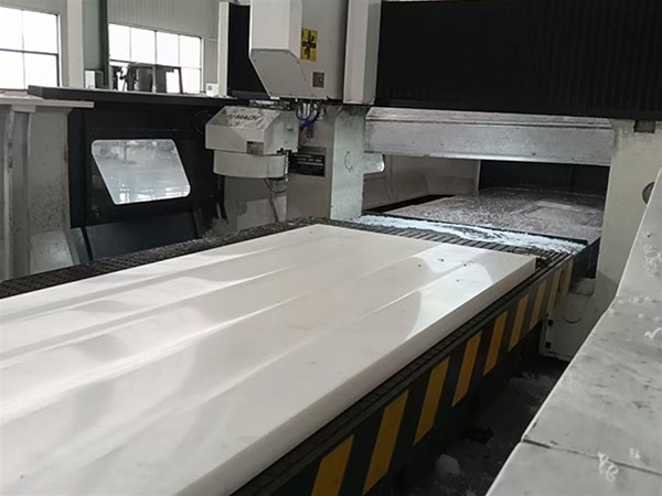 Ultra high molecular weight polyethylene sheet