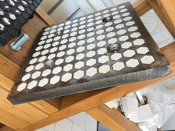 Three in one ceramic lining plate